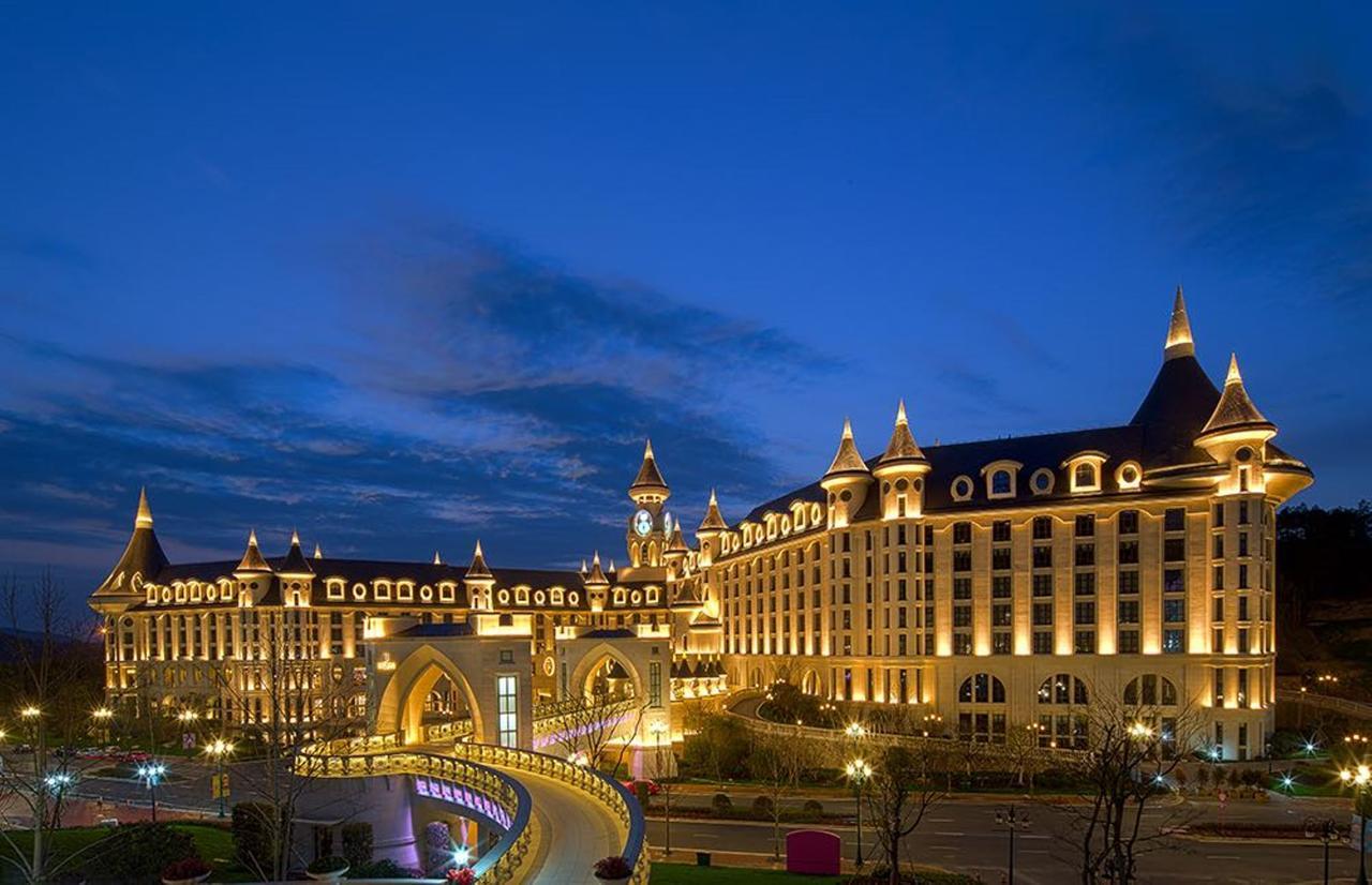 Yinrun Jinjiang Castle Hotel Anji Exterior foto